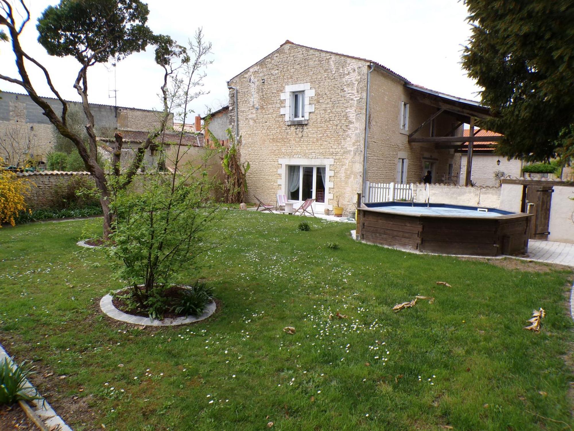 Le Logis de la Venise Verte Saint-Hilaire-la-Palud Exterior foto